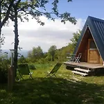 Le Chalet Des Gentianes Fogadó *