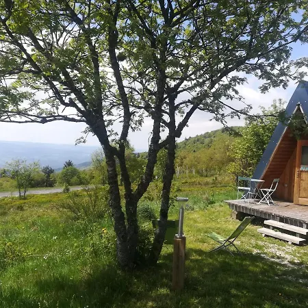 Le Chalet Des Gentianes *