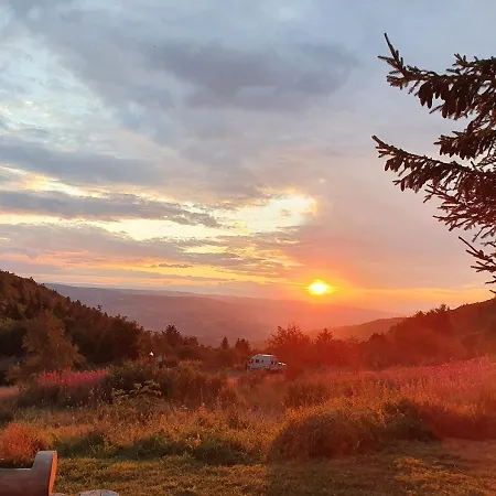 Le Chalet Des Gentianes Fogadó *